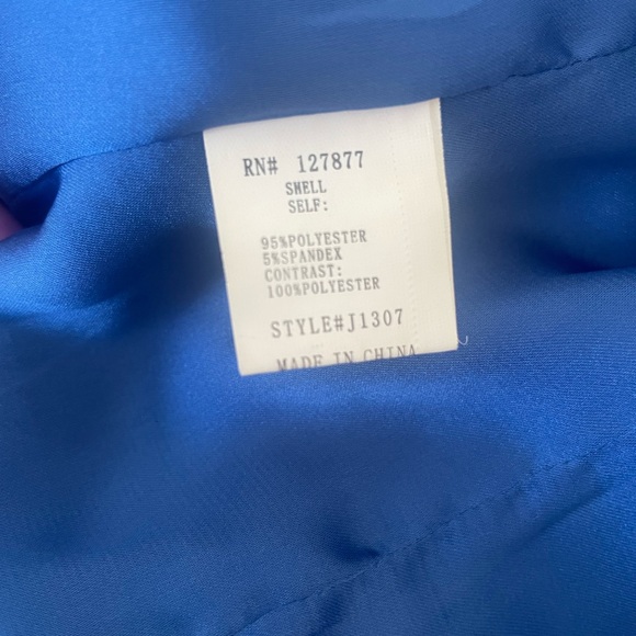 Blue Blazer - Picture 5 of 5